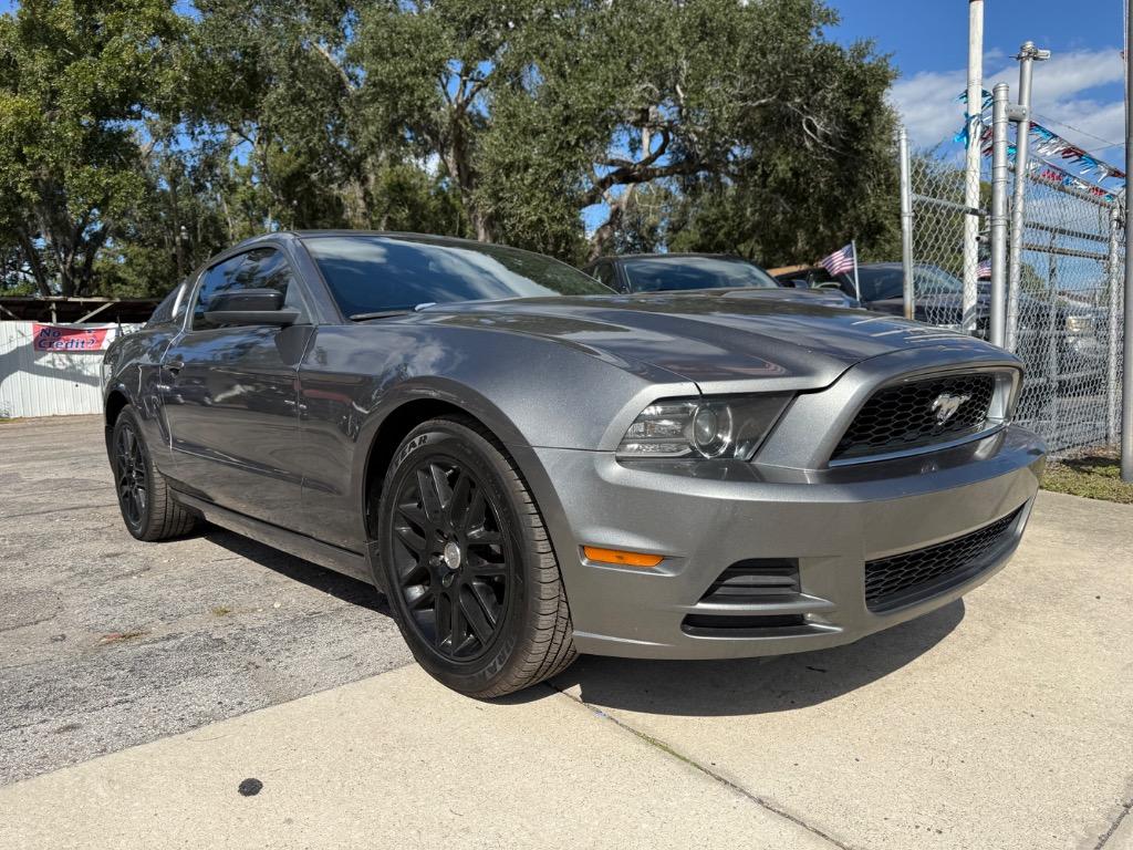 2014 Ford Mustang V6
