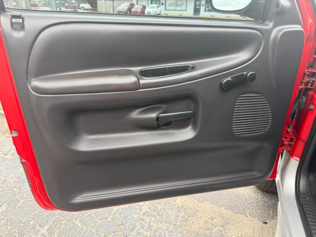 2001 Dodge Ram Pickup ST - Photo 19