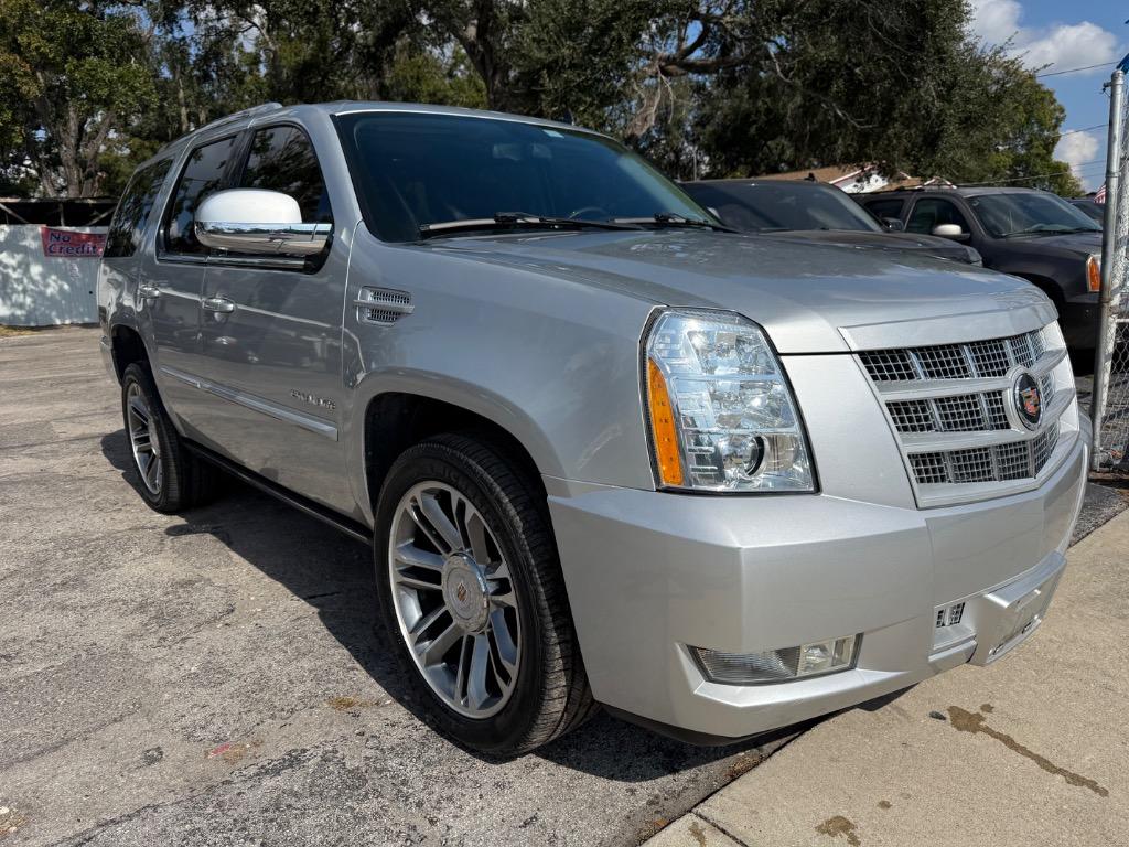 2012 Cadillac Escalade Premium's photo