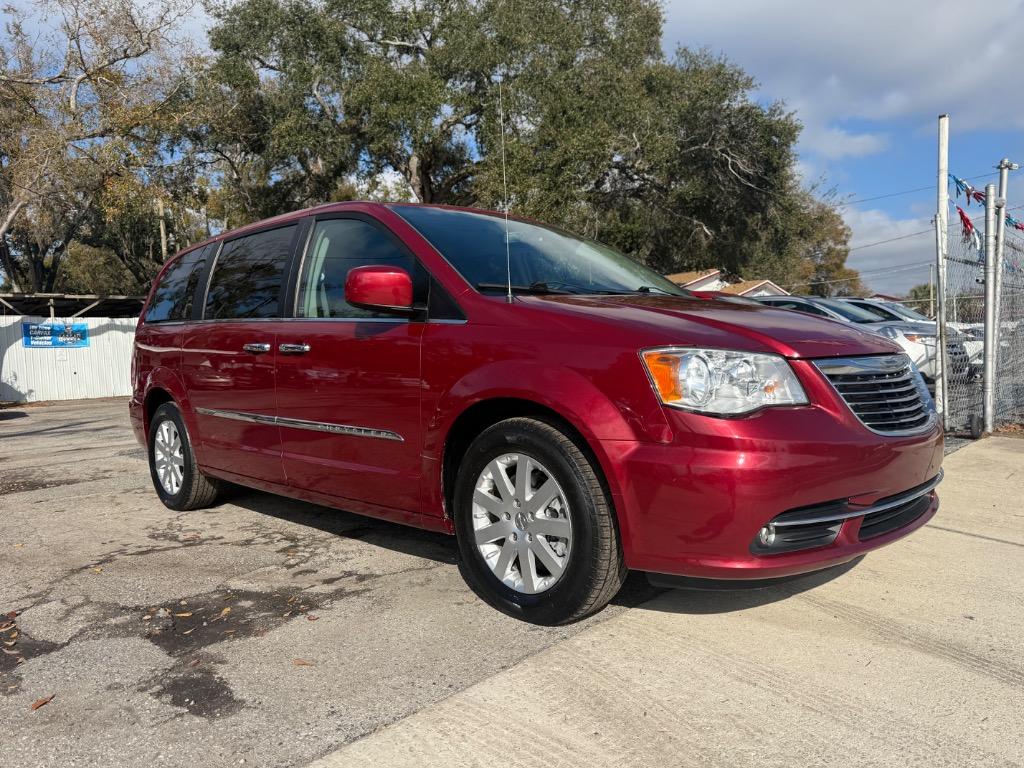 2015 Chrysler Town & Country Touring