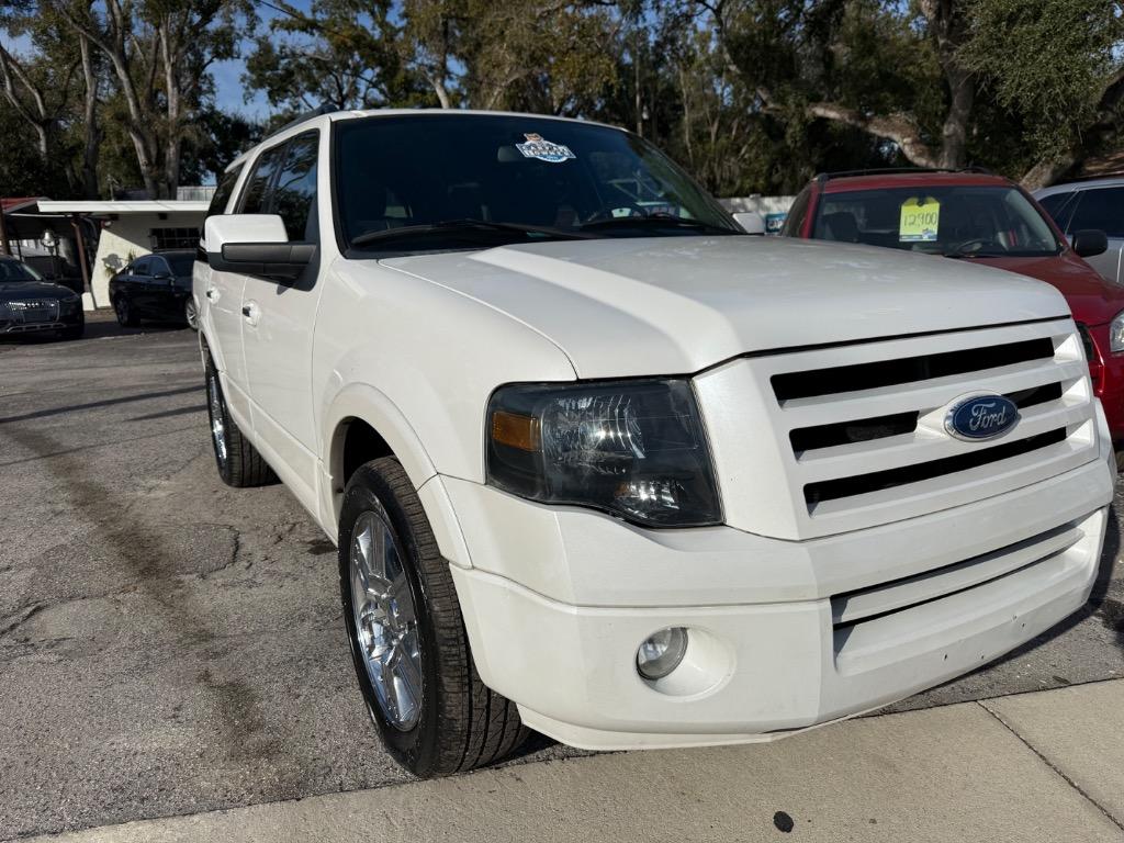 2010 Ford Expedition Limited's photo