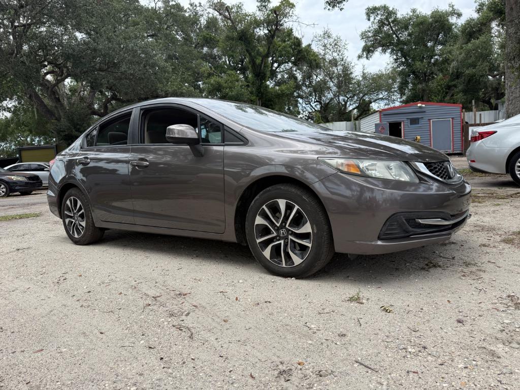 2013 Honda Civic LX Auto's photo