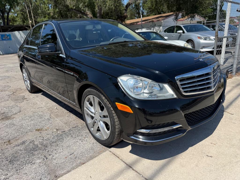 2012 Mercedes-Benz C-Class's photo
